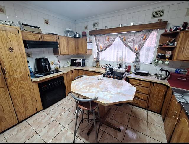3 BEDROOM HOUSE FOR SALE IN VANDERBIJLPARK SE 7